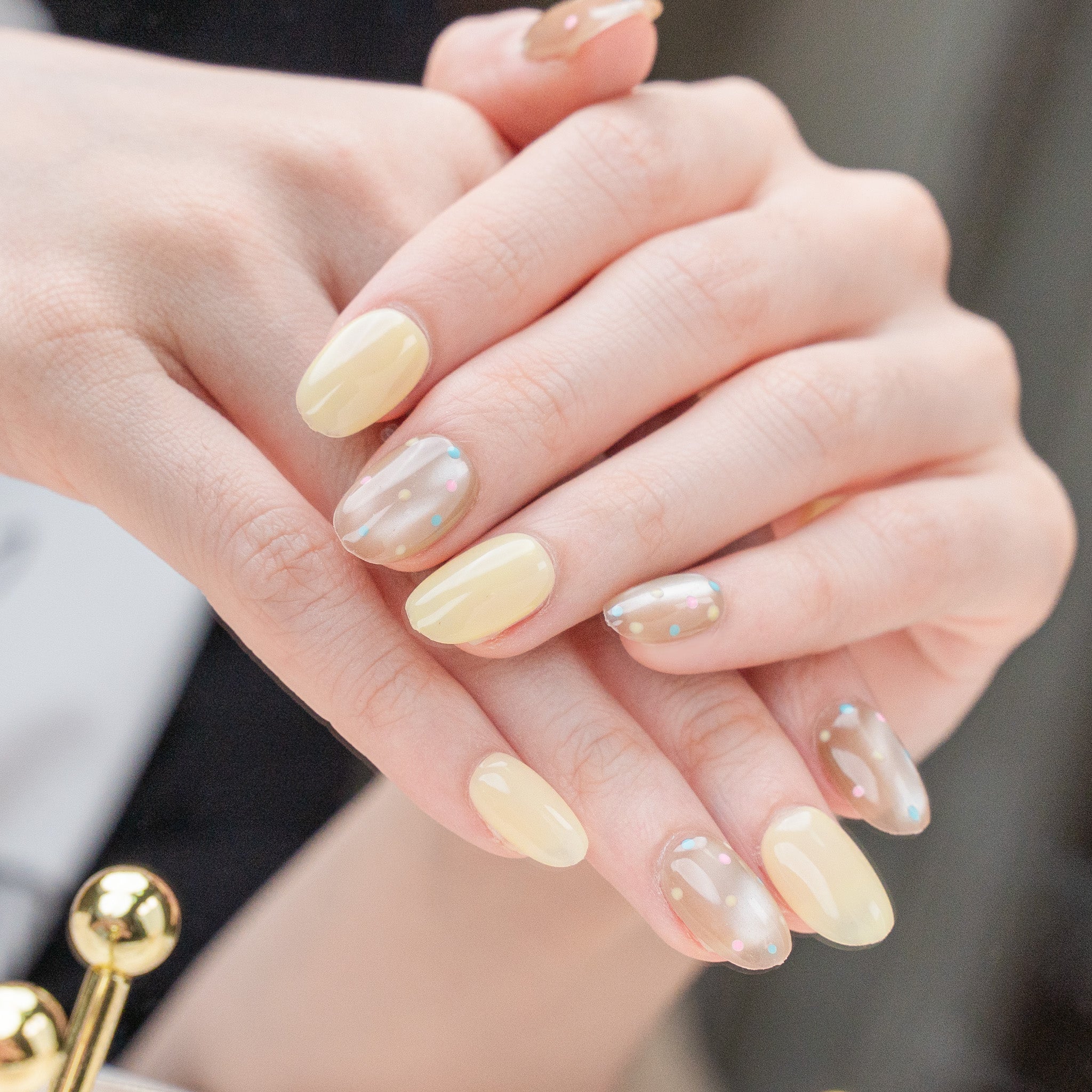 Handmade Medium Oval Press-On Nails - Yellow Rhinestone glossy Hand-Painted 10 Pcs #235