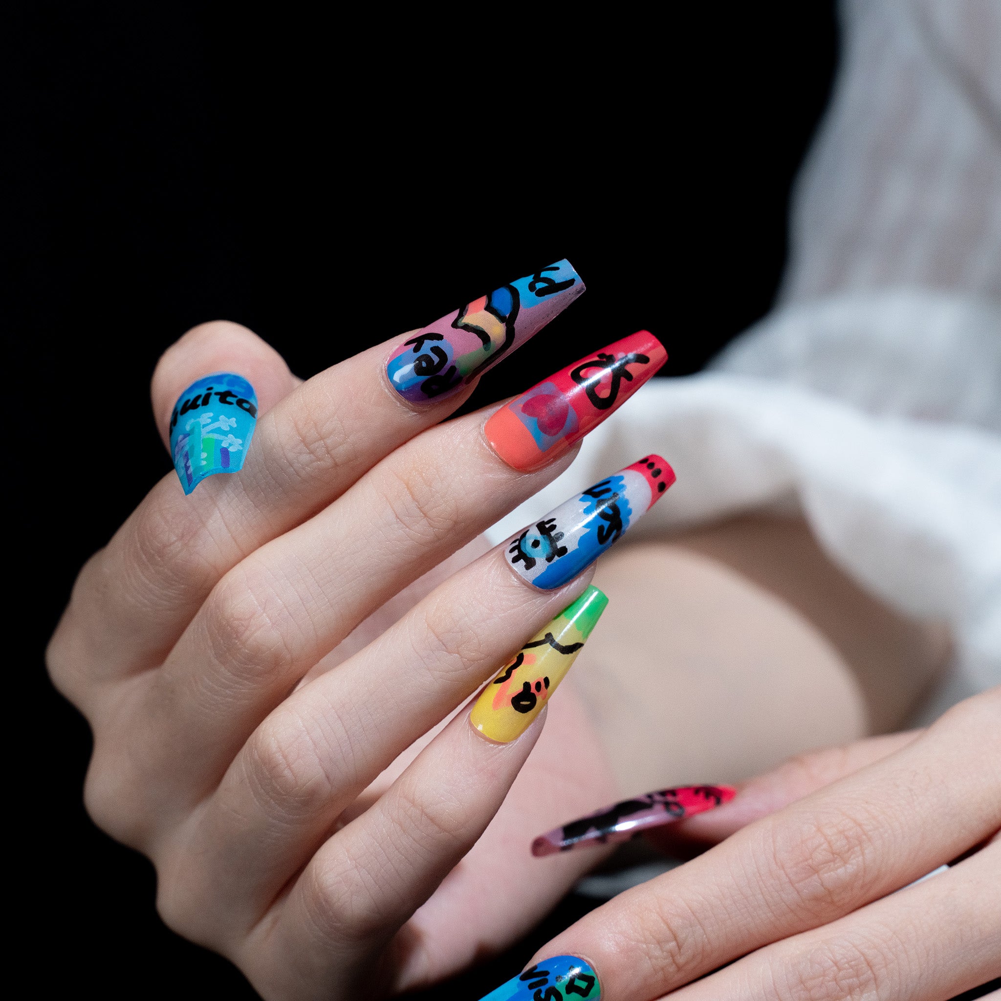 Ongles press-on faits main Long Coffin Ballerine – Rouge Bleu Vert Peint à la main Été Glamour 10 pièces #270