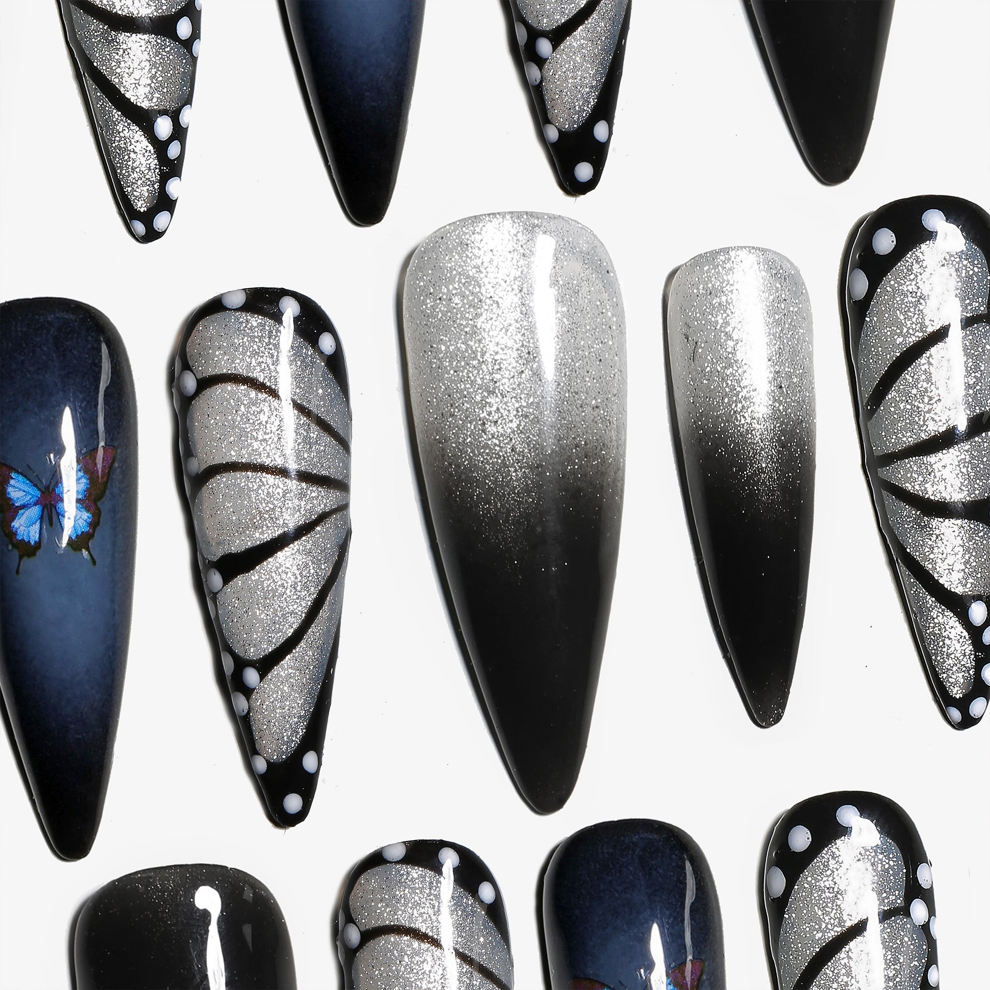 Ongles press-on faits main Long Stiletto Amande – Noir Bleu Blanc Peint à la main Papillon Y2K 10 pièces #160