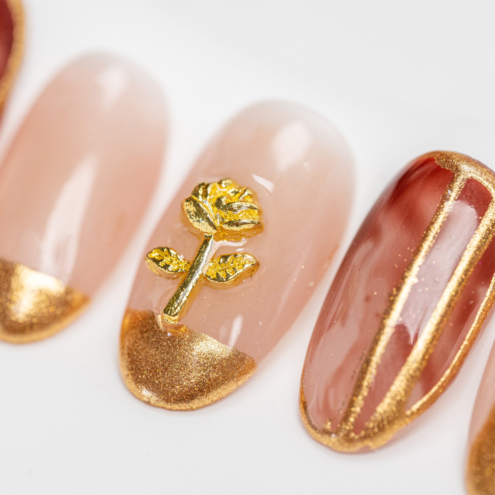 Handmade Medium Oval Press-On Nails - Gold Brown Flower Gradation Hand-Painted 10 Pcs #015