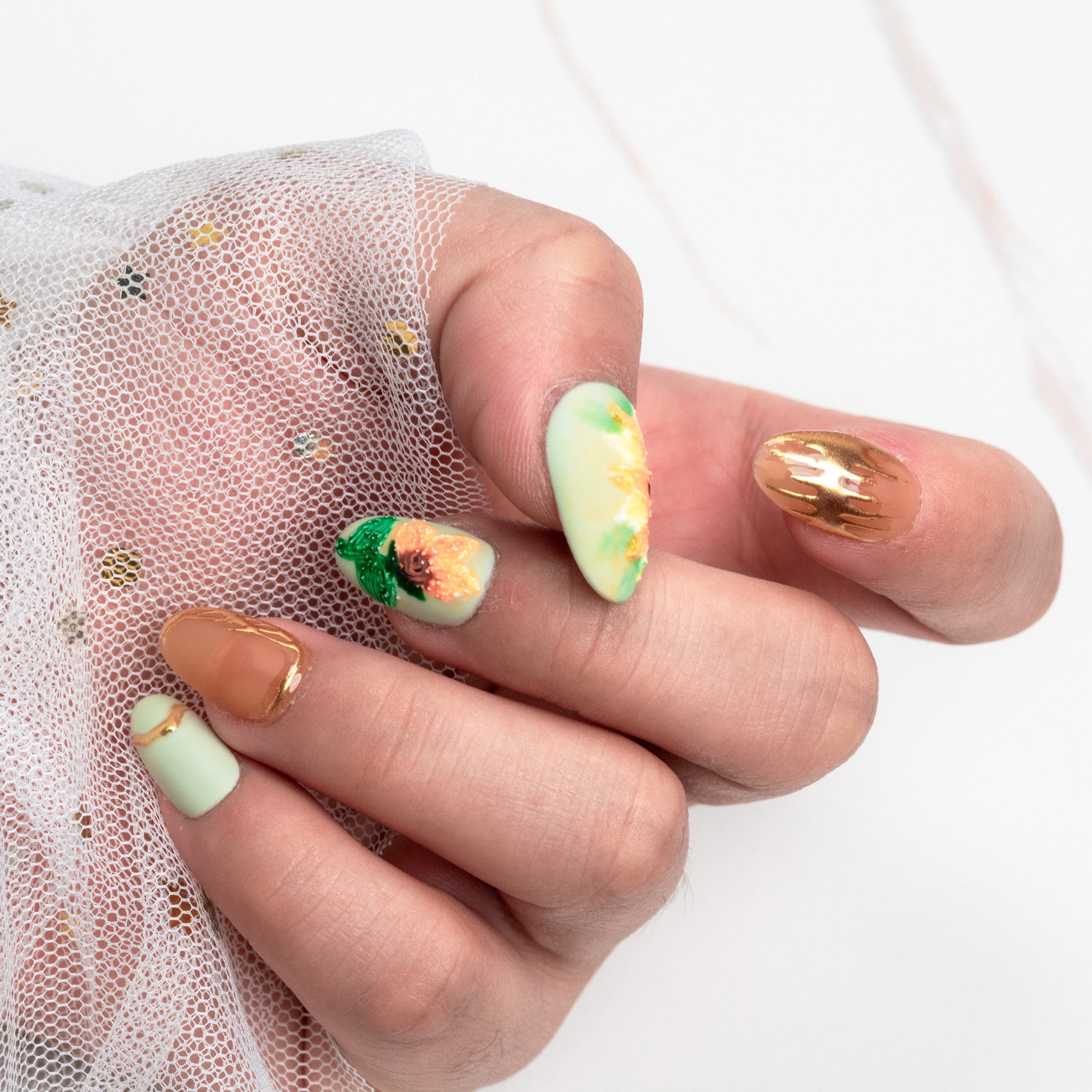 Handmade Medium Oval Press-On Nails - Yellow Green Gold Flower Ombre Hand-Painted 10 Pcs #022