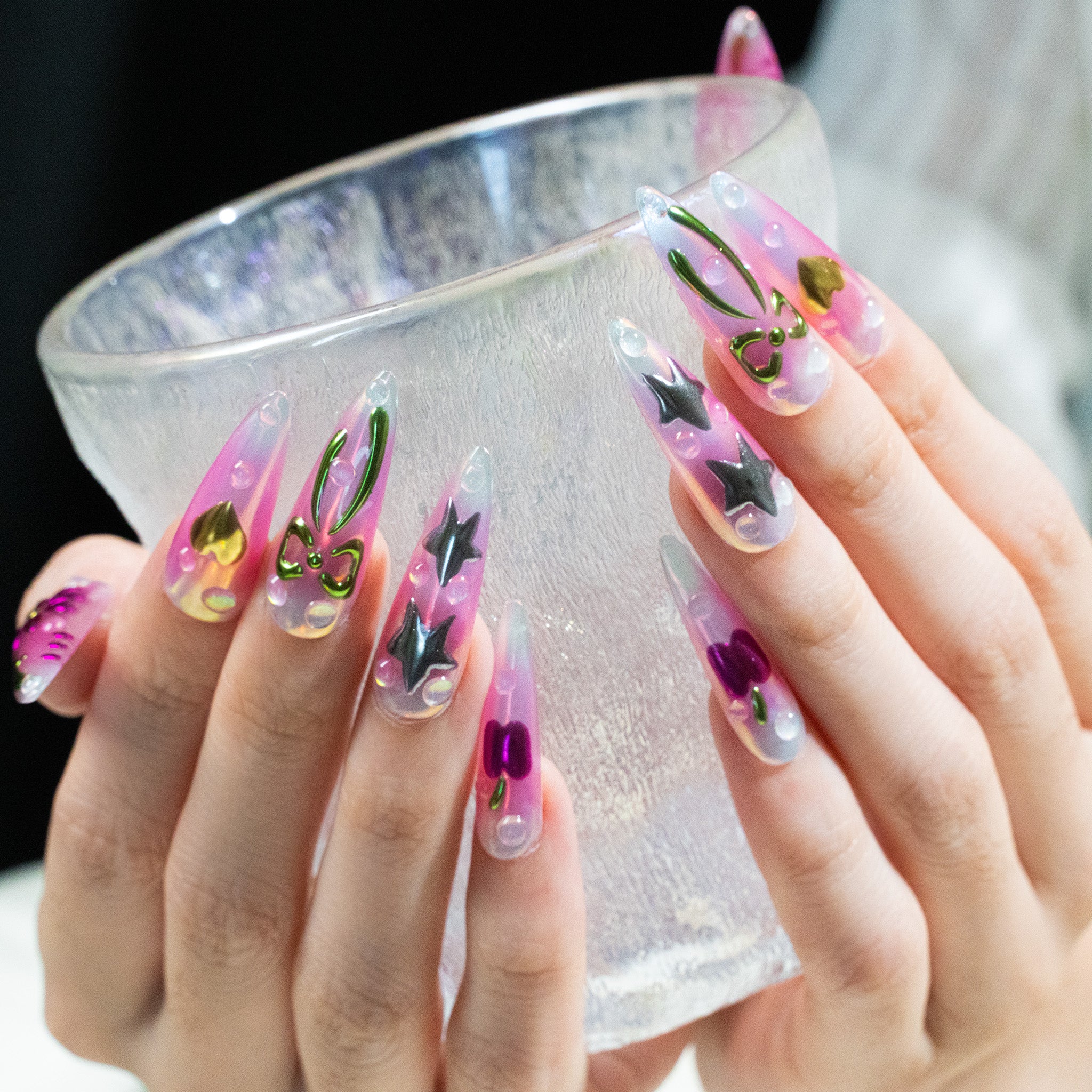 Ongles press-on faits main Long Stiletto Amande – Rose Blanc 3D Fleur Peint à la main 10 pièces #277