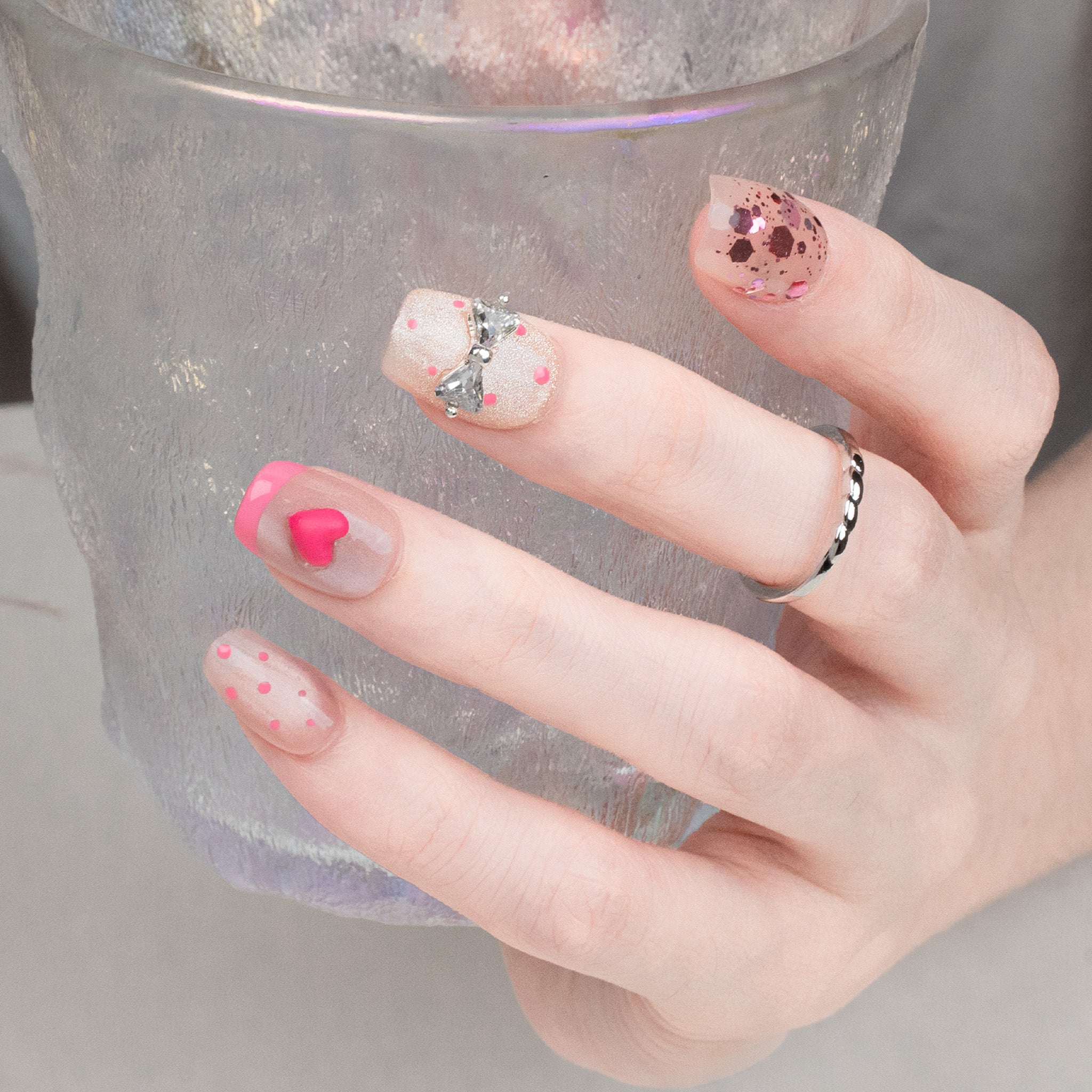 ハンドメイド ショート 短め コフィン バレリーナ ネイルチップ– ピンク フレンチ スウィート ハート 10枚セット #252