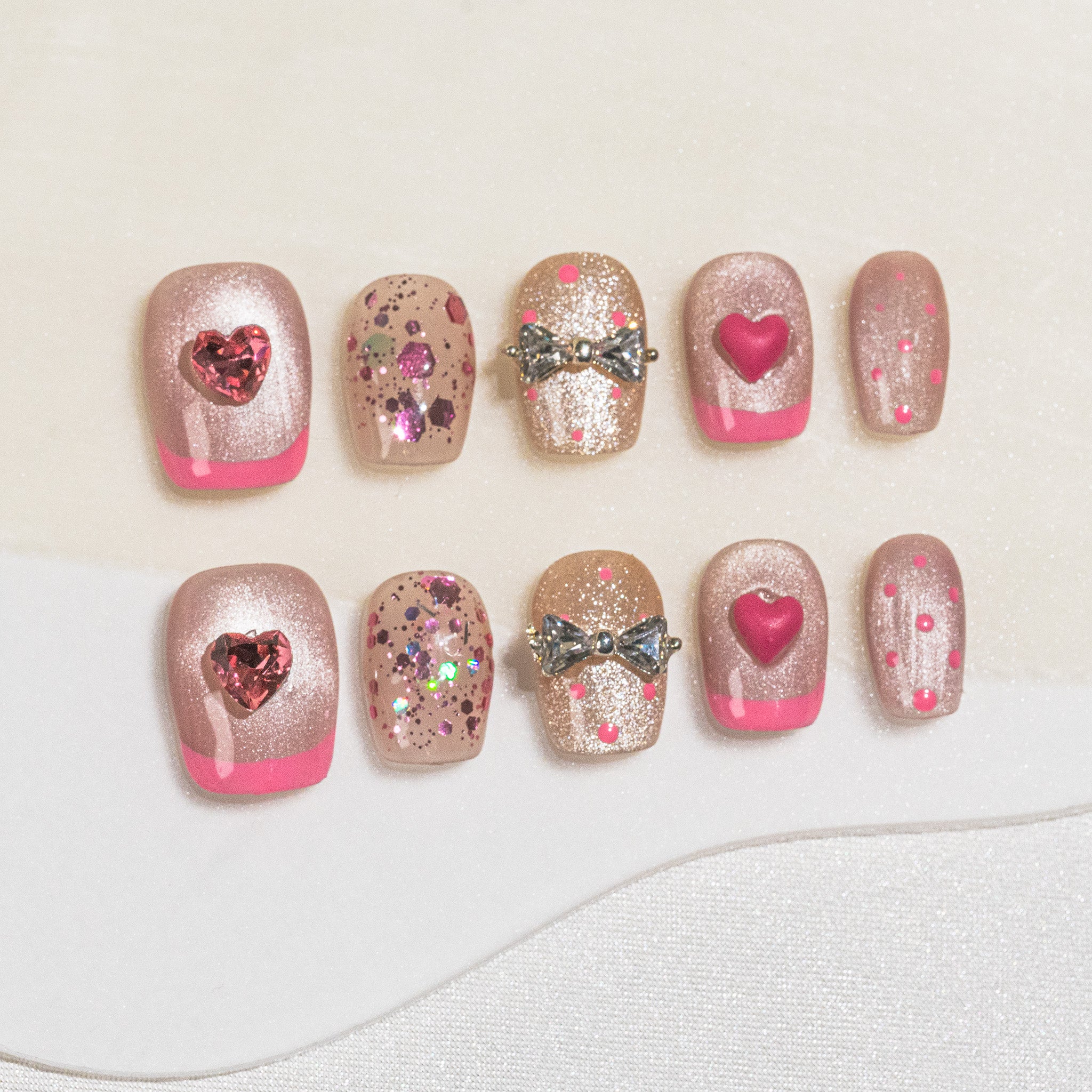 ハンドメイド ショート 短め コフィン バレリーナ ネイルチップ– ピンク フレンチ スウィート ハート 10枚セット #252