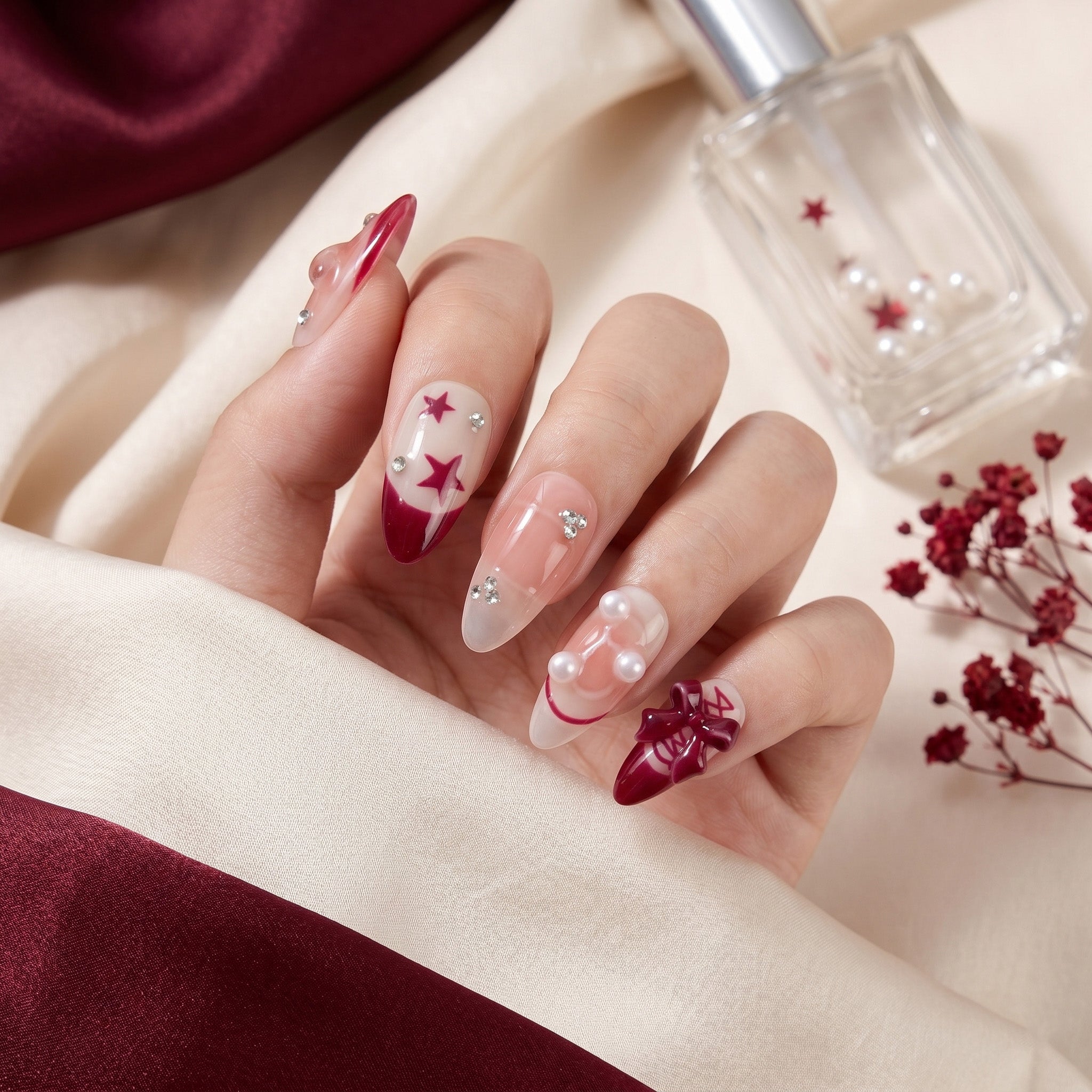 Faux ongles faits main nœuds & étoiles #023