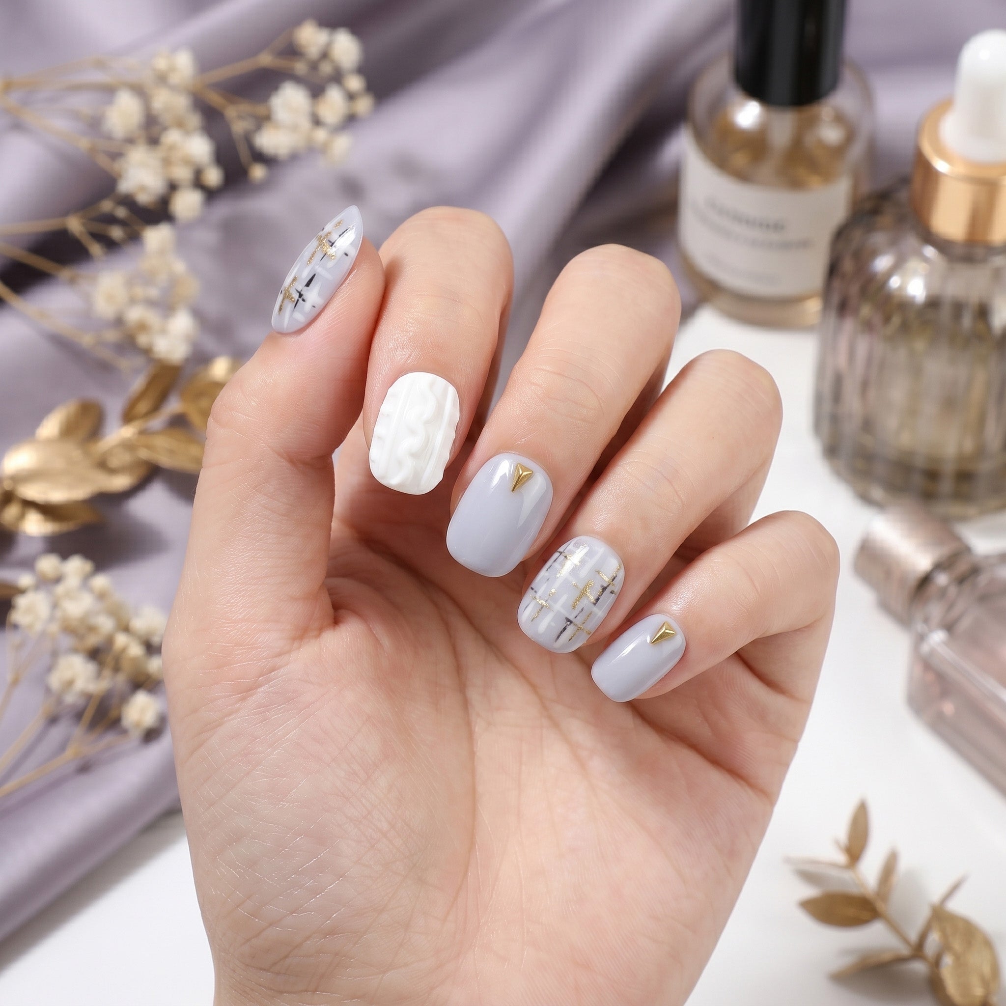 Handmade Plaid & Gold Accent Press-On Nails #046