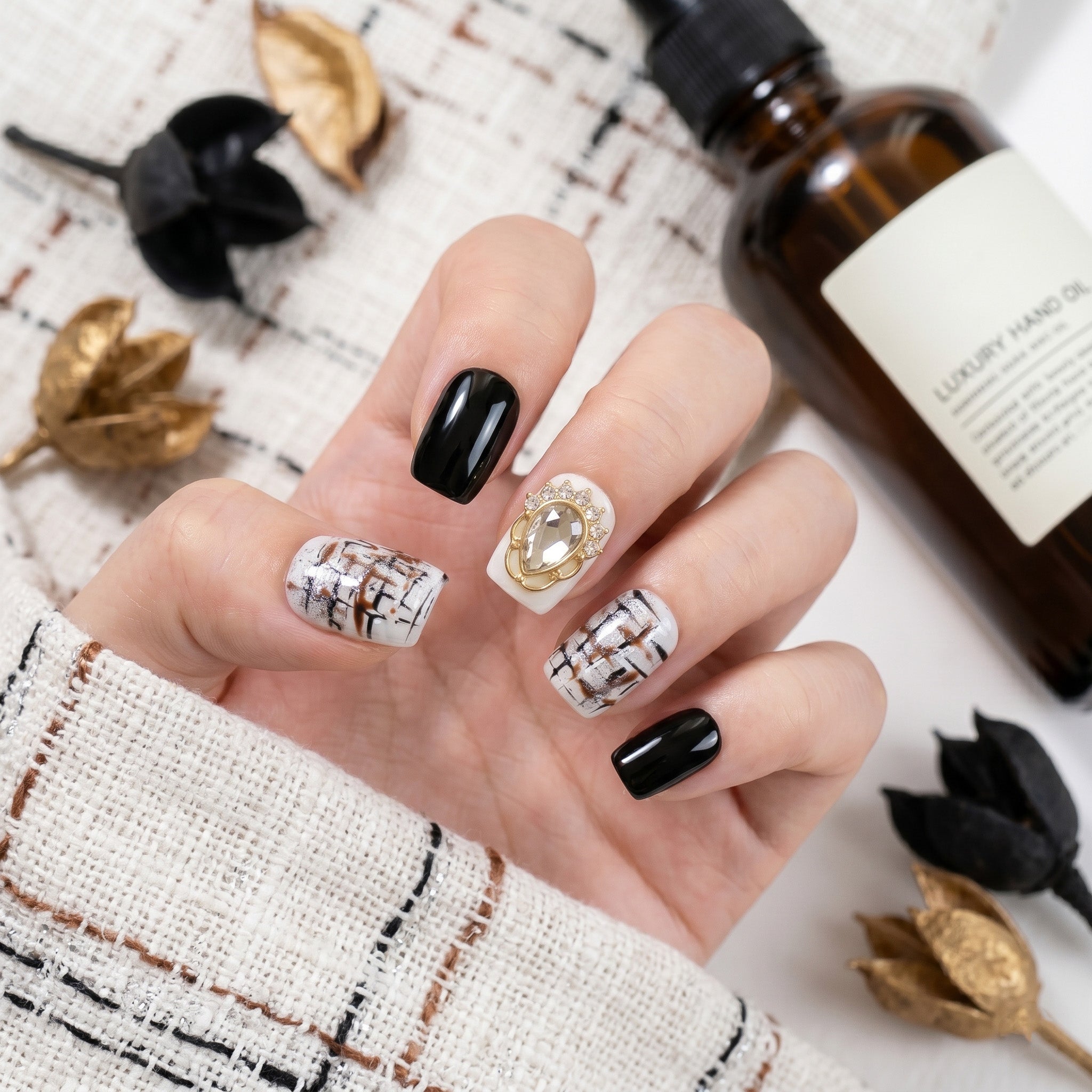 Handmade Checkered Luxe Press-On Nails #047