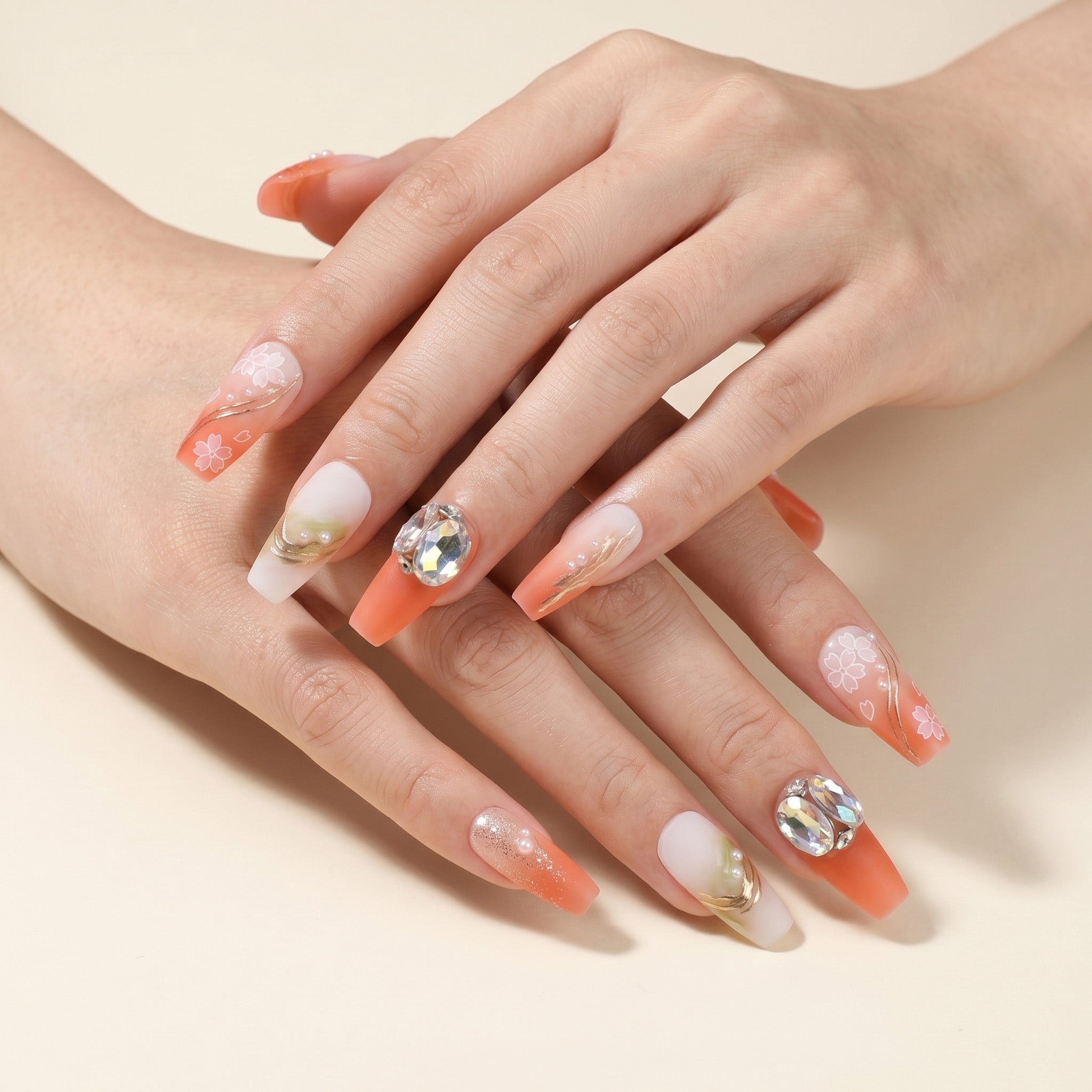 Handgefertigte Press-on-Nägel mit Kirschblüten und Perlen #062