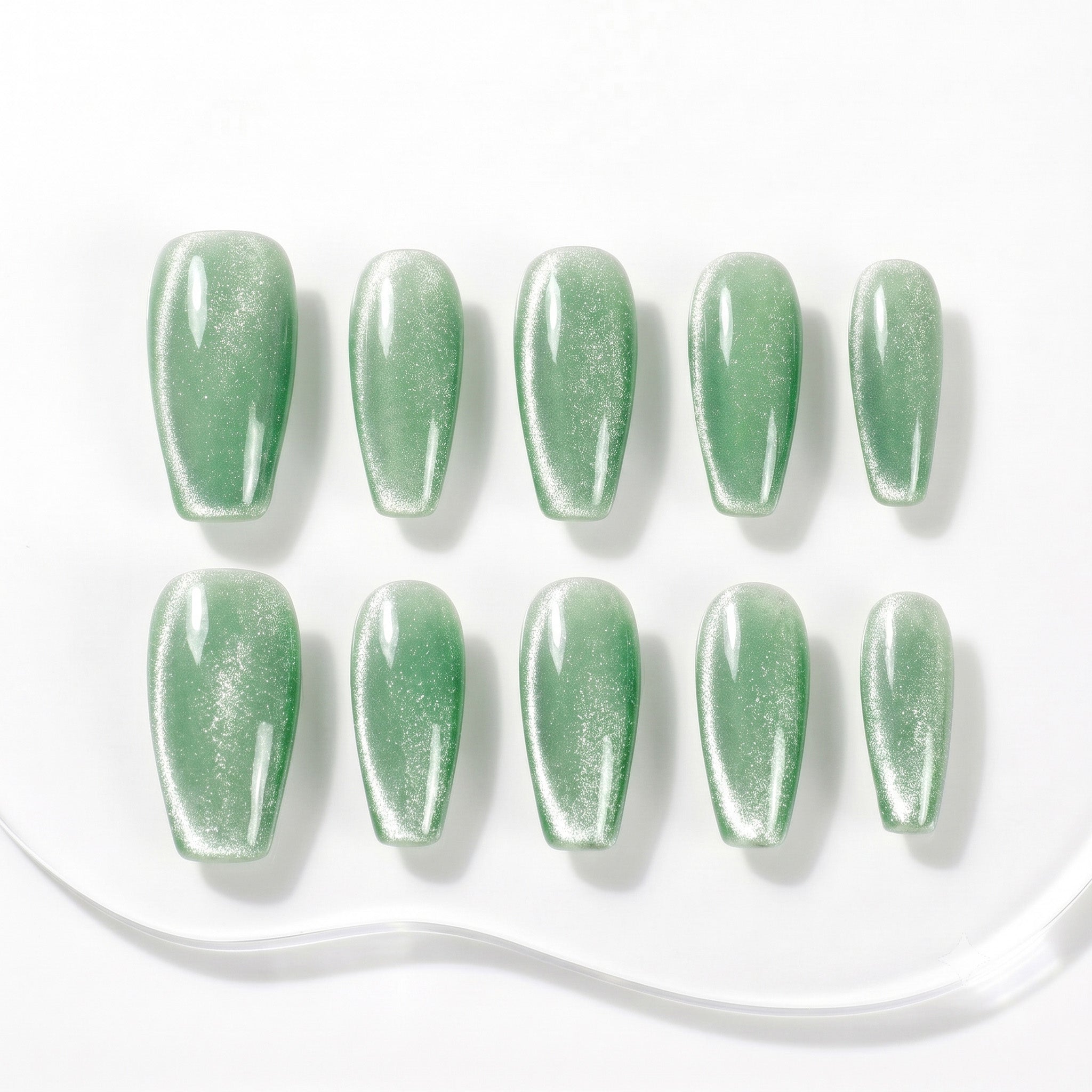 Faux ongles faits main vert menthe scintillant #088
