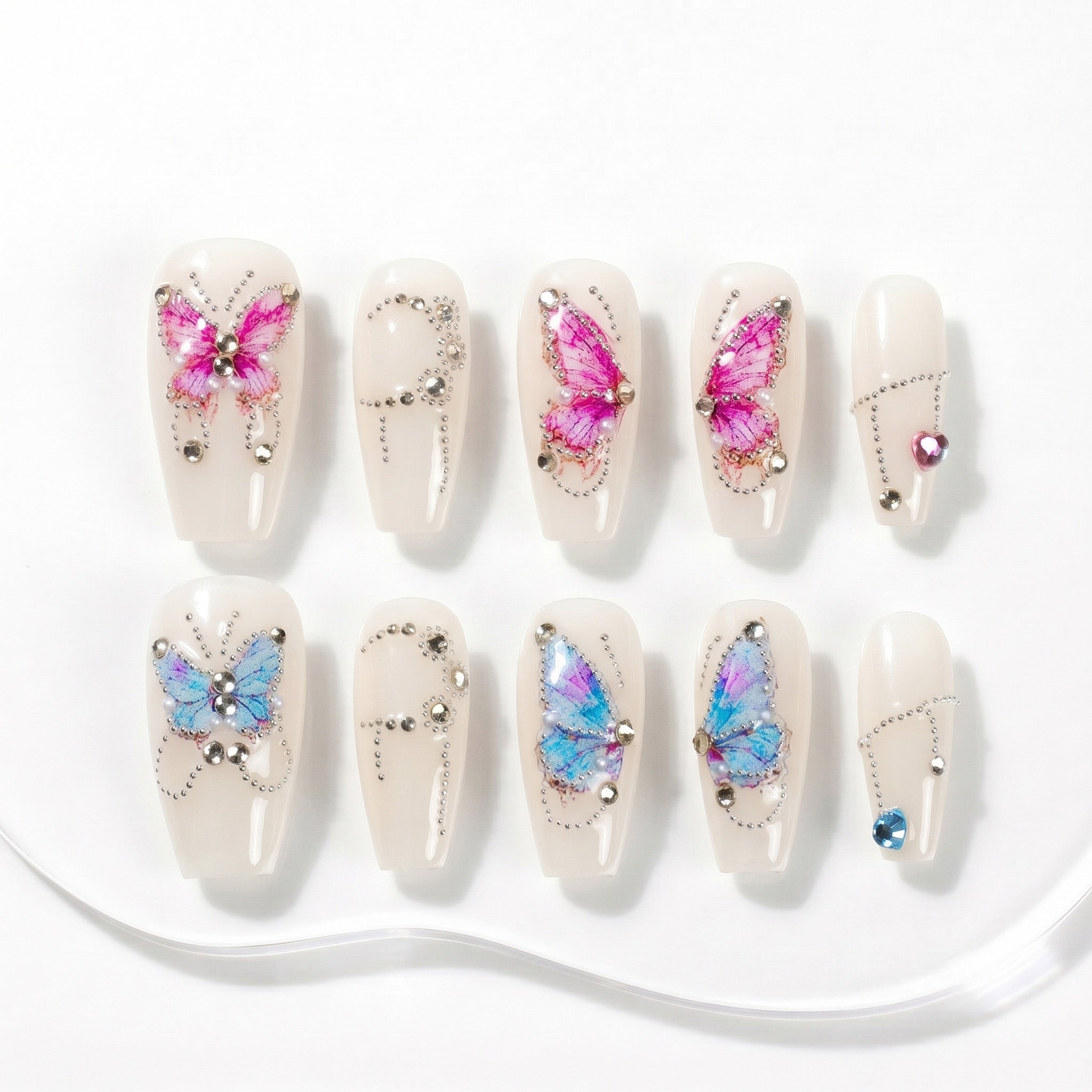 Faux ongles faits main papillons et perles #090