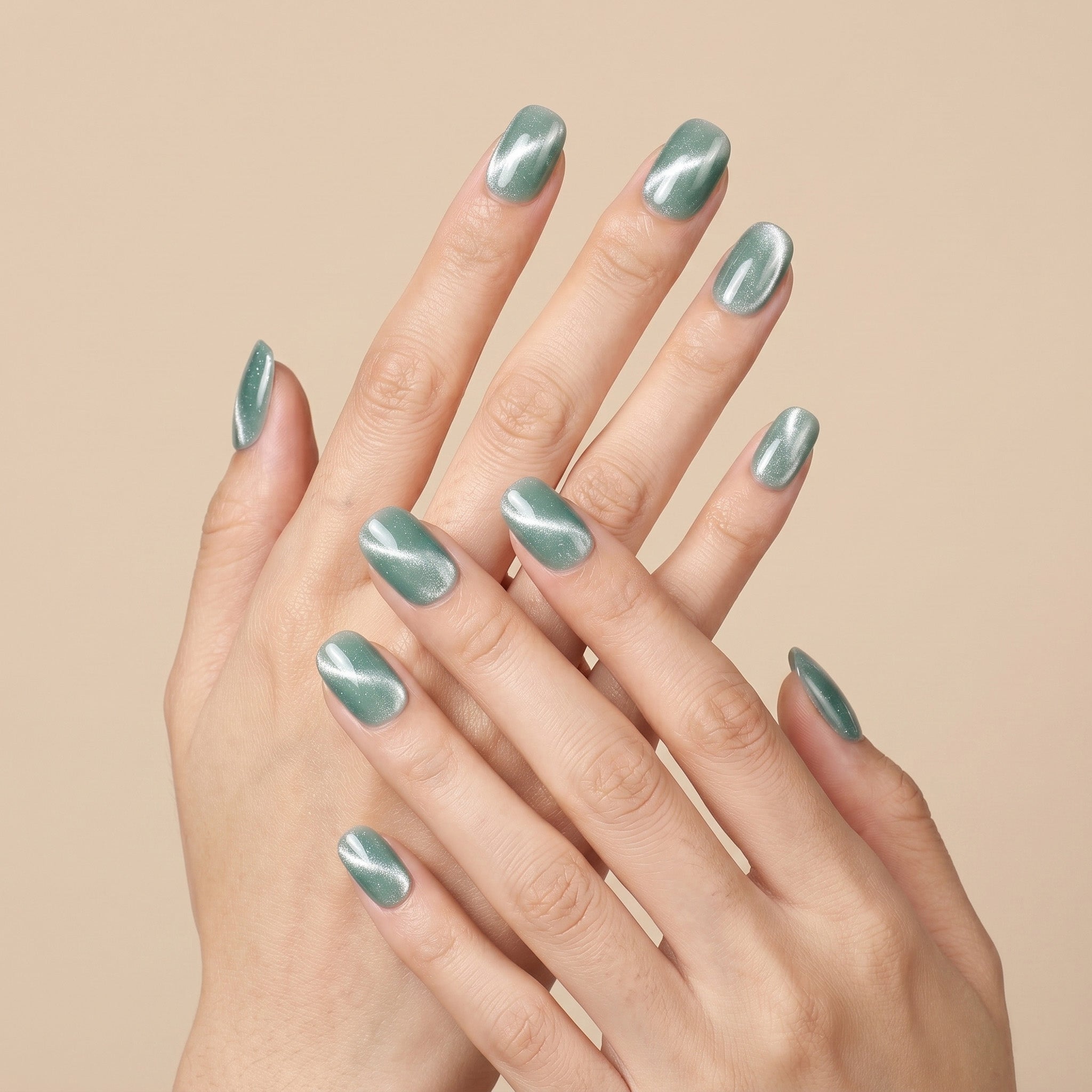 Handmade Short Squoval Round Press-On Nails - Green Magnet Solid Color glossy 10 Pcs #097