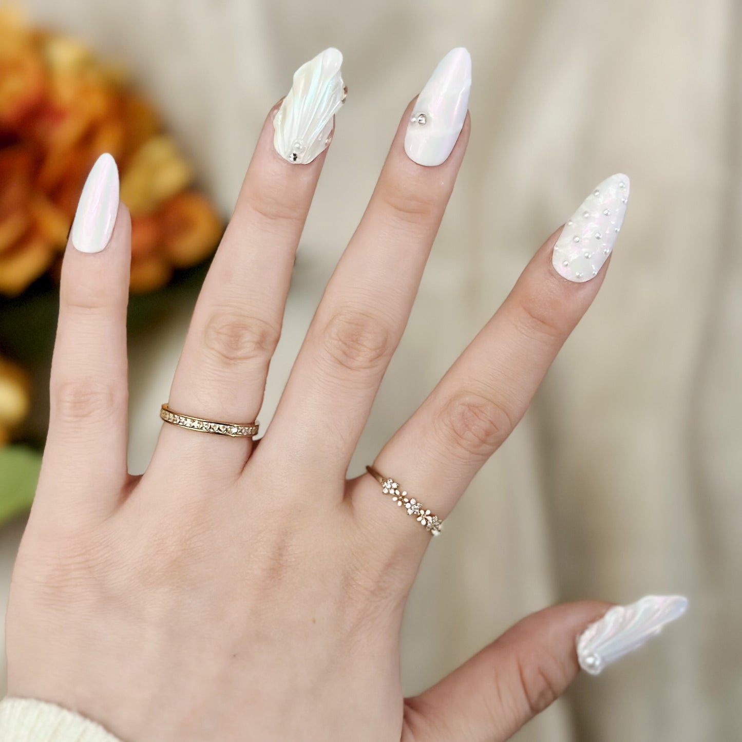 Handmade Press-on Nails Medium Long Amlond White Mermaid Design 10Pcs HM030