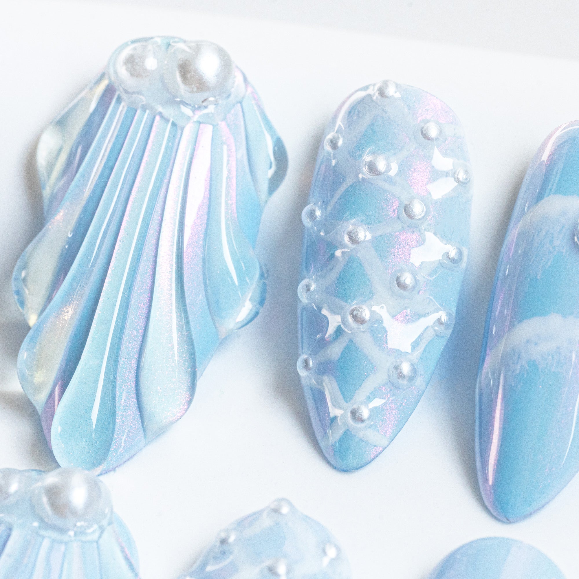 Handgemachte Mittel Mandel Press-On Nägel – Blau Süß Perlen Strass 10 Stück #028