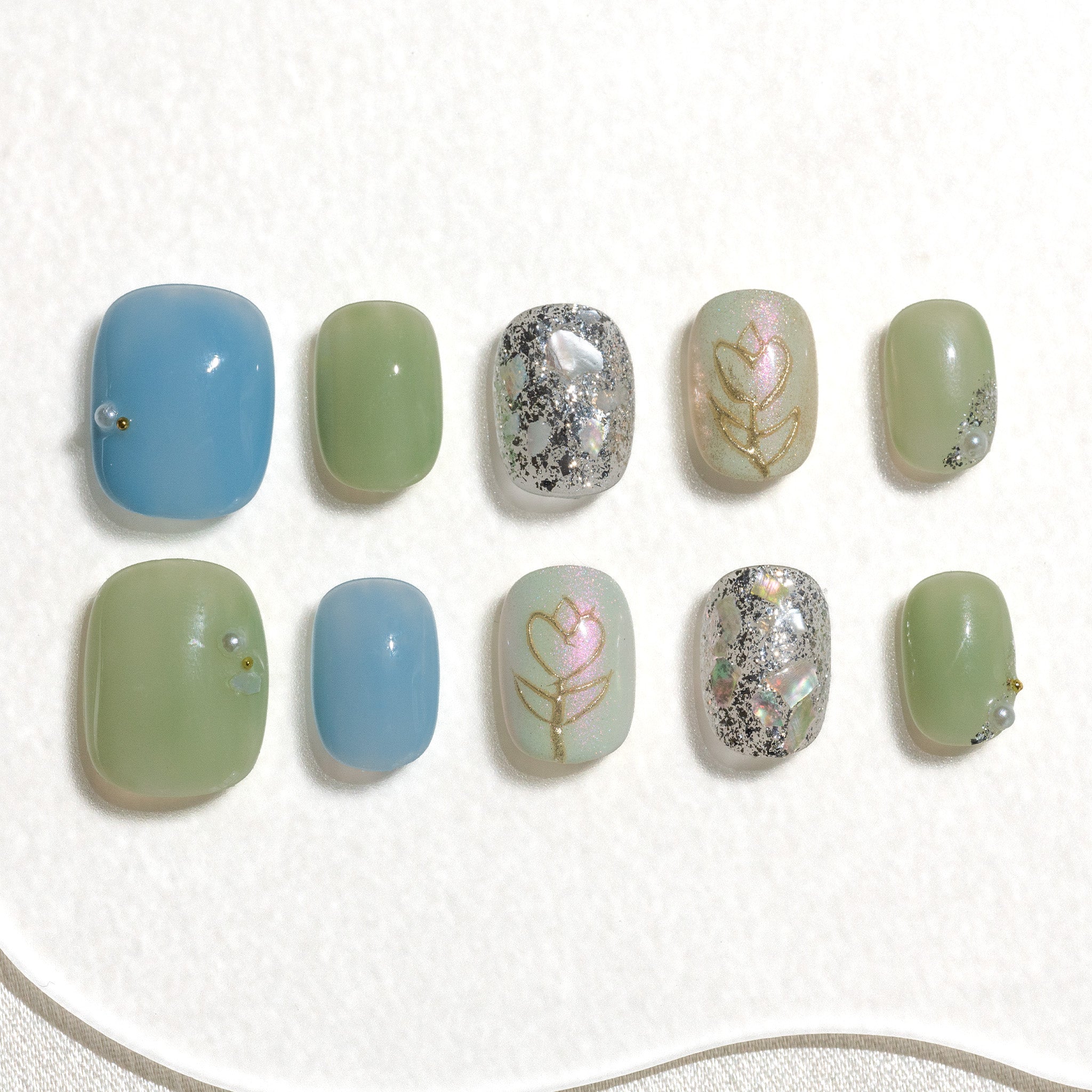 Handmade Short Squoval Round Press-On Nails - Green Glitter Minimalist Sweet 10 Pcs #286