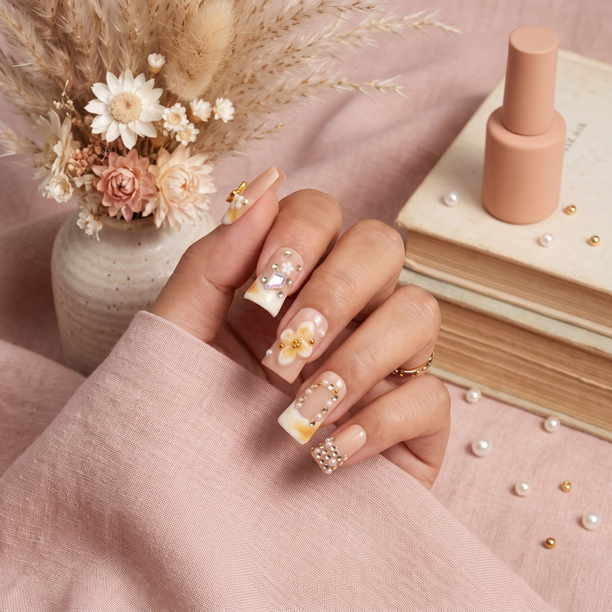 Handmade nude pink floral duck press-on nails — #327