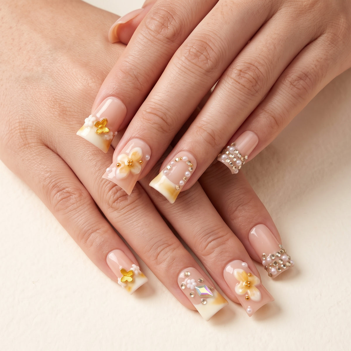 Handmade nude pink floral duck press-on nails — #327