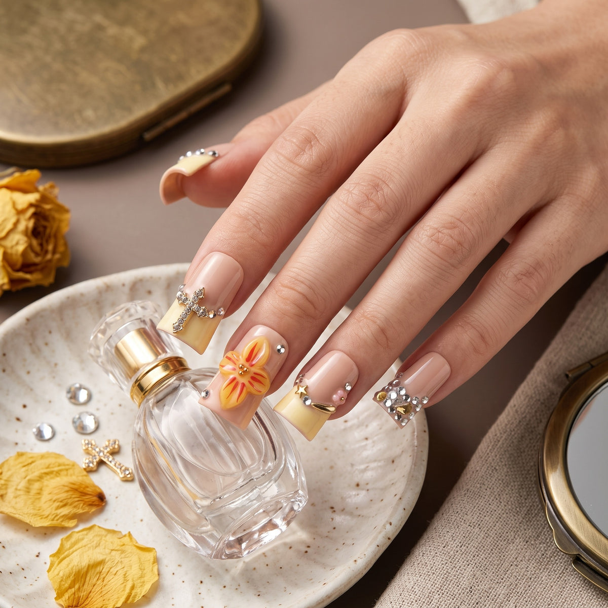 Sun&Beam Nails Handmade Floral Duck Press-On Nails, Creamy Yellow French Tips #329