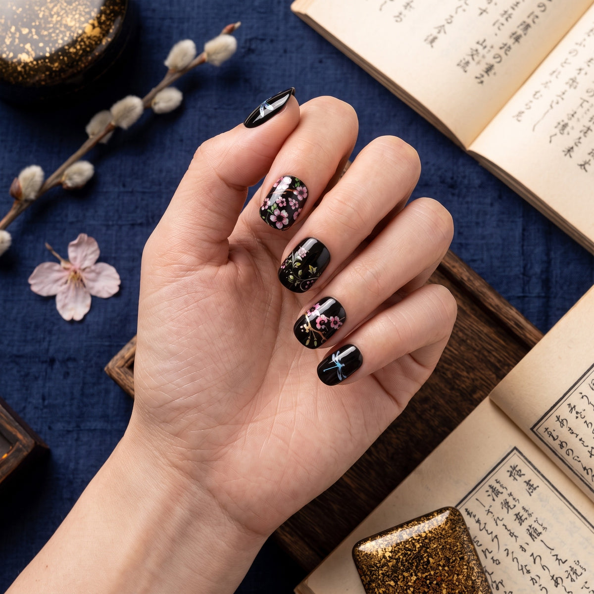 #338 Black Floral & Bird Handmade Press-On Nails - PT01
