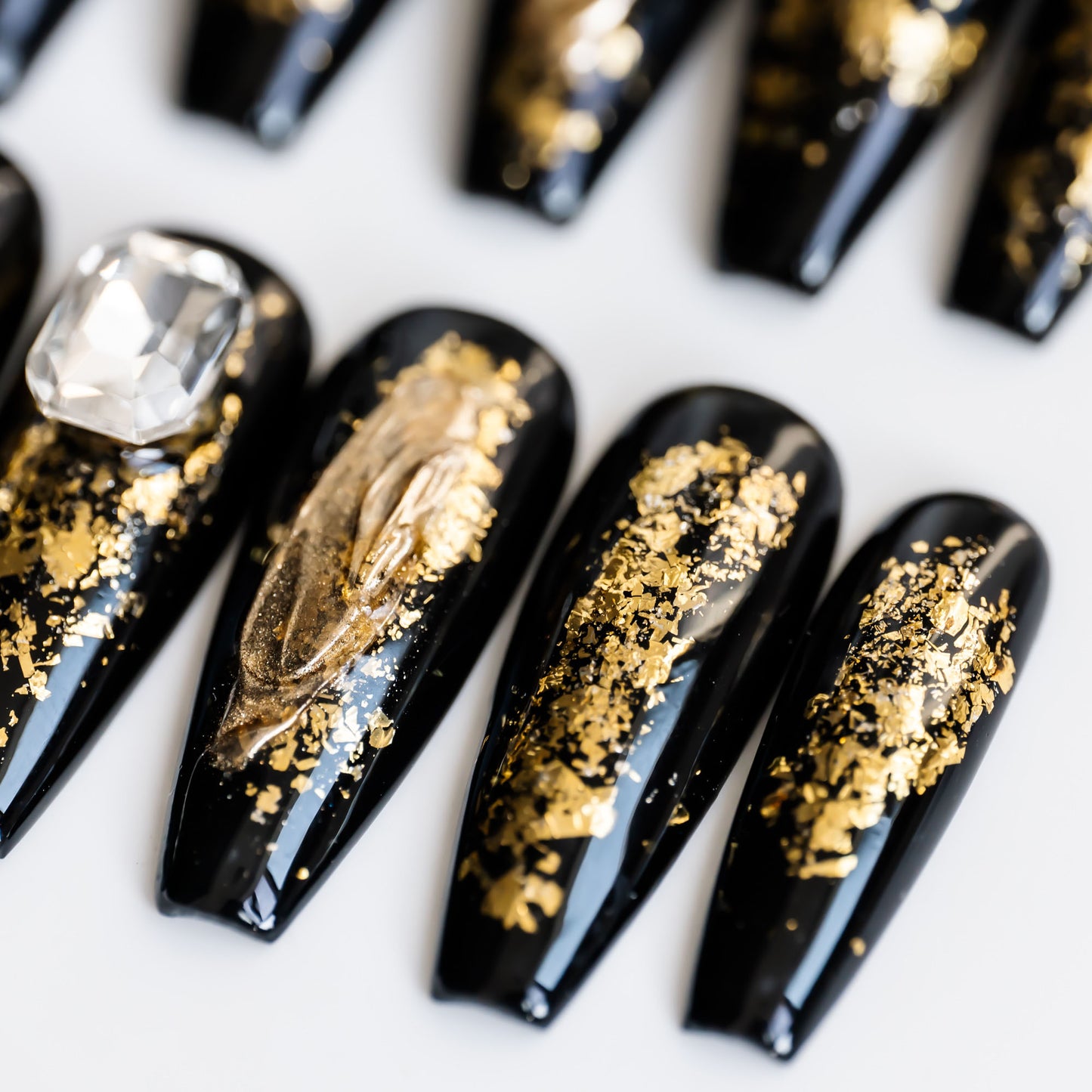 Handmade Press-on Nails Medium Long Coffin Ballerina Black Gold Dragon Design 10Pcs HM052