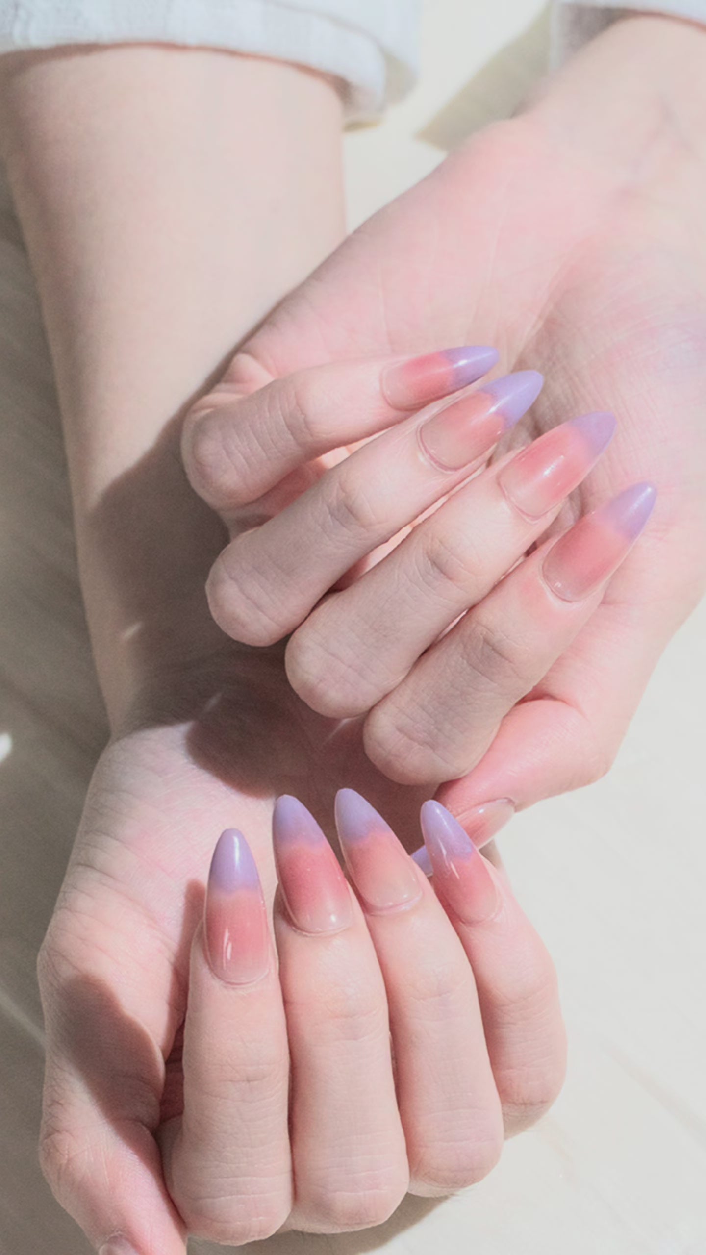 ビデオをロード: ハンドメイド ミディアム アーモンド ネイルチップ– ピンク むらさき マグネット シンプル スウィート 10枚セット #262